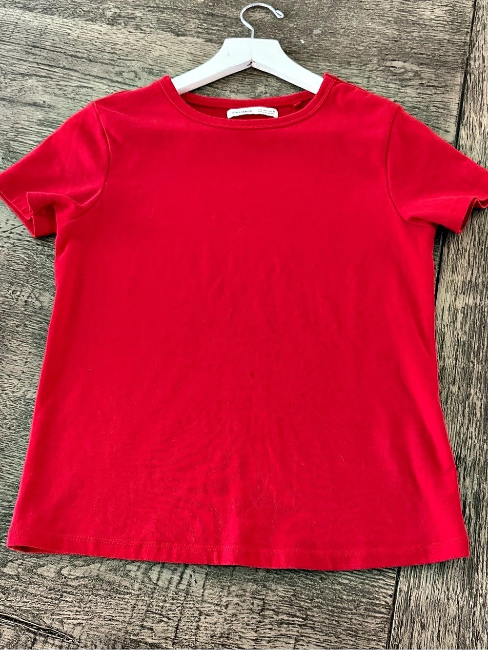 Pull & Bear  Red Short Sleeve Tee size large